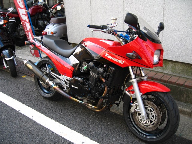 jWJX^Q"
